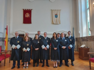 (De izquierda a derecha): Fernando Suanzes, Dolores Rivera, Fernando Alañón, María Eugenia Rodríguez, Andrés Lago, José María Gómez y Díaz-Castroverde, Tatiana Lima Pereira, Juan José Martín, Javier Lapeña y Luis Fernando de Castro